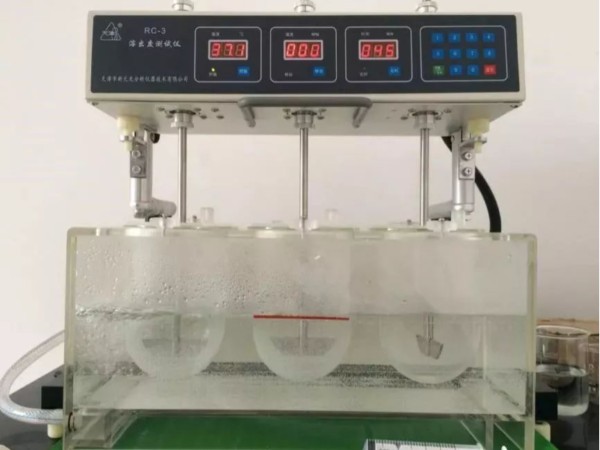 ����ģ����θ�����еİ�������п��